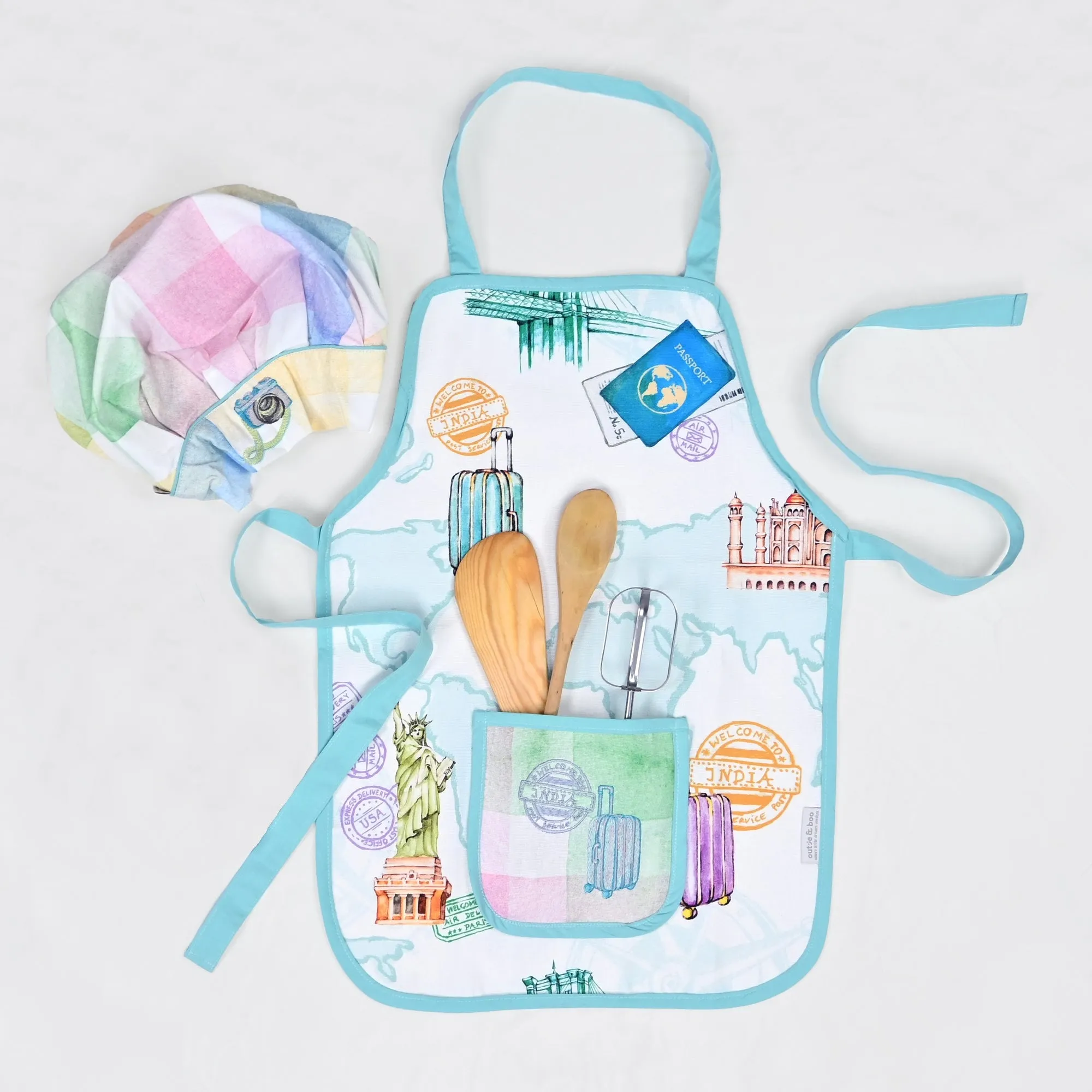 Passport To Wonderland - Apron Set (Apron   Cap   Gloves)