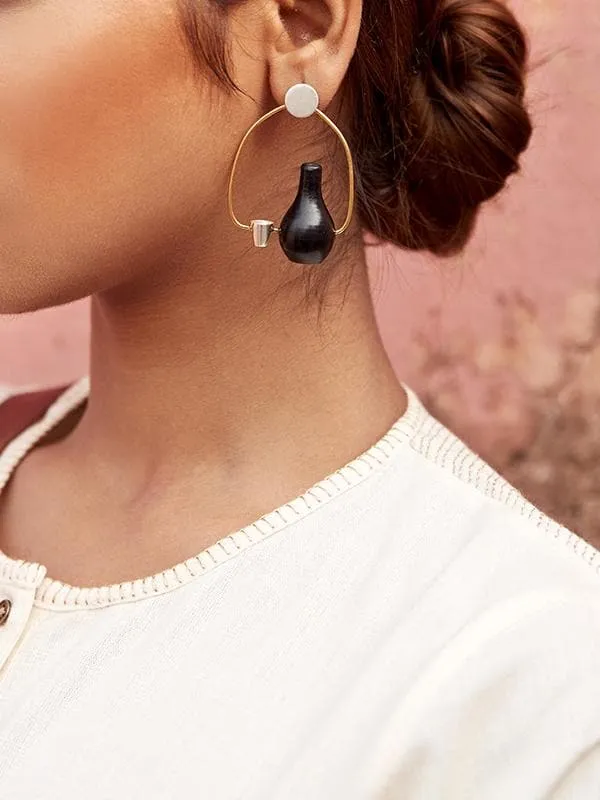 Pyau Earrings Black